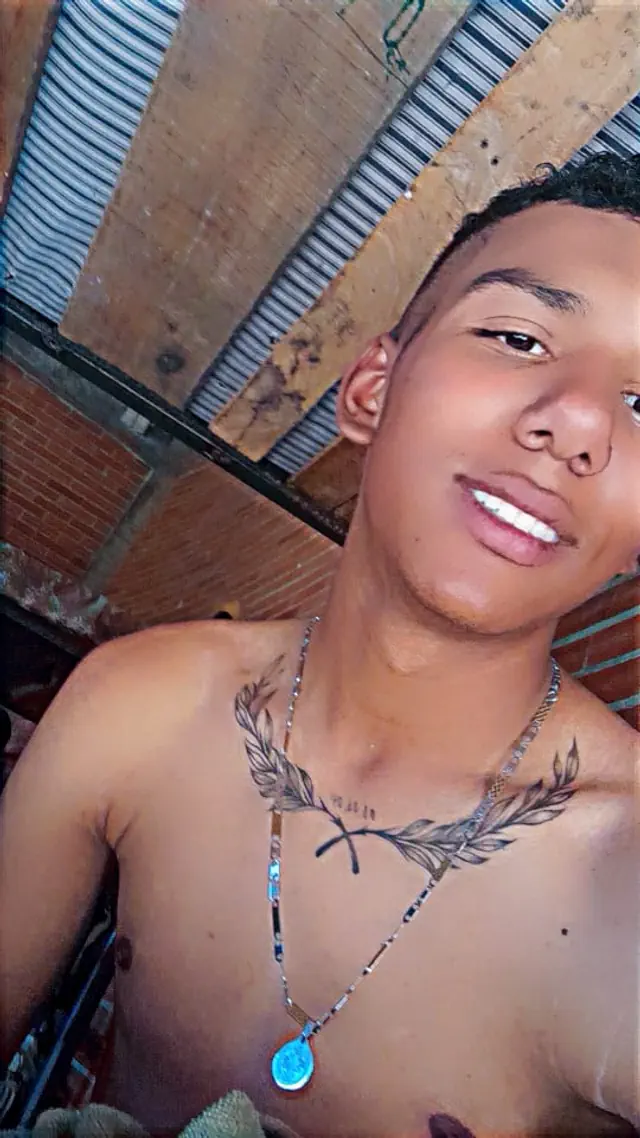 escort-media-1b3650e0-c86a-4e87-9ac8-47937f2dbcd7