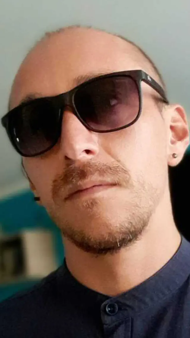 escort-media-1b4c8f90-f652-42ff-bc4b-9e00931dc67e