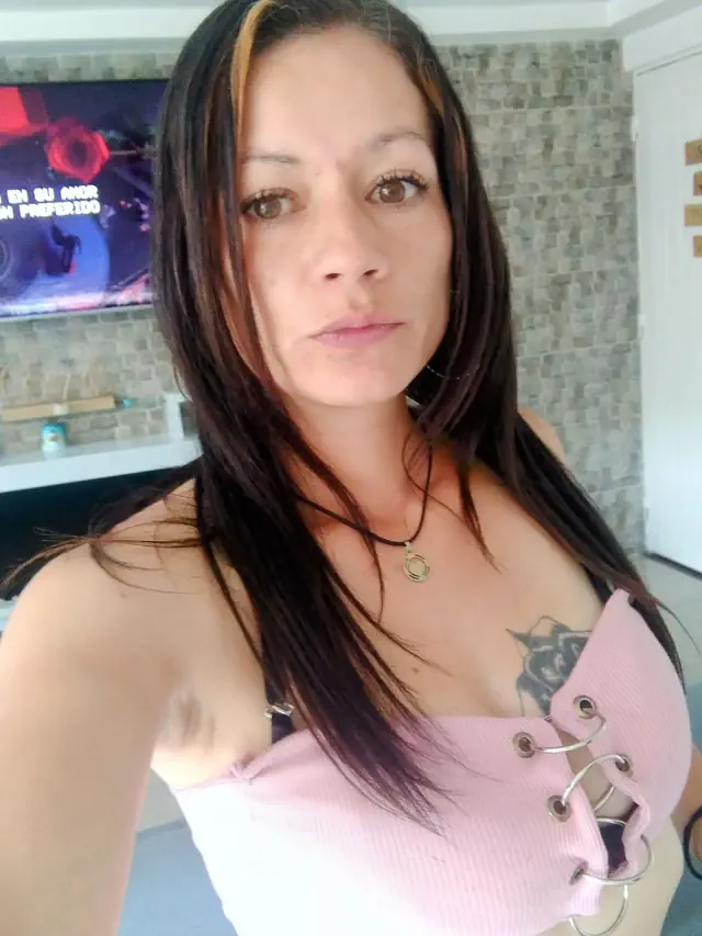 escort-media-1b55492f-57e4-4f43-91f5-c658db55e4cc