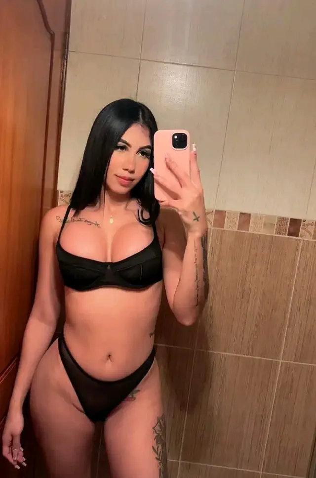 escort-media-1c3069d1-63c0-45d9-b10e-0bf58d922a88