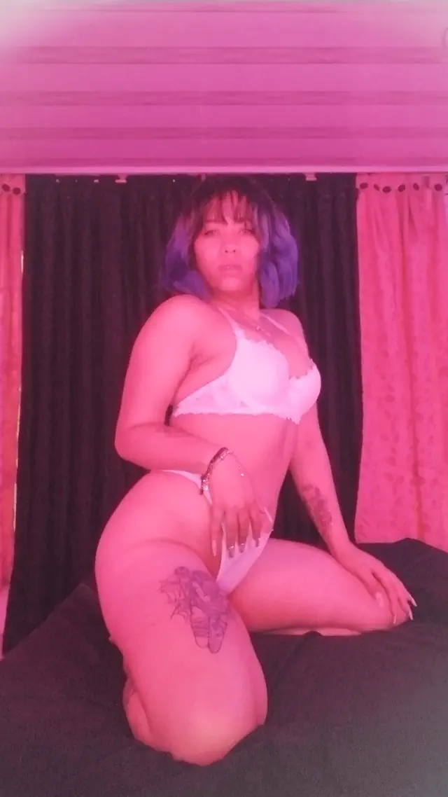 escort-media-1c824bc8-dab0-4bb4-5f4b-019b20594c00