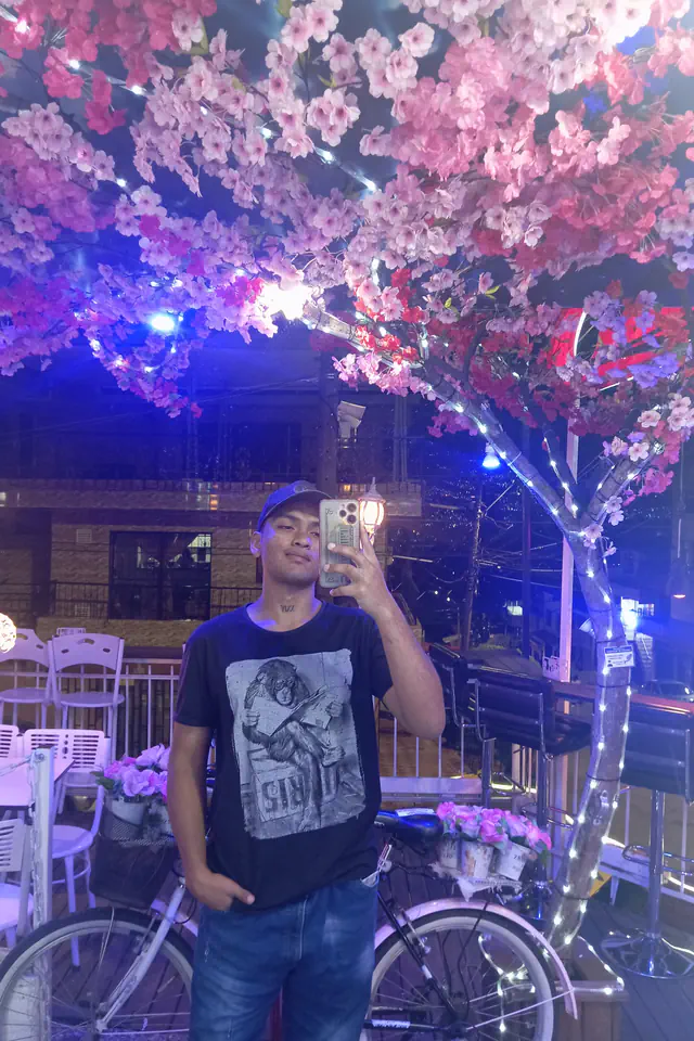 escort-media-1cc087d0-9572-4b63-bb83-7c390497b92b