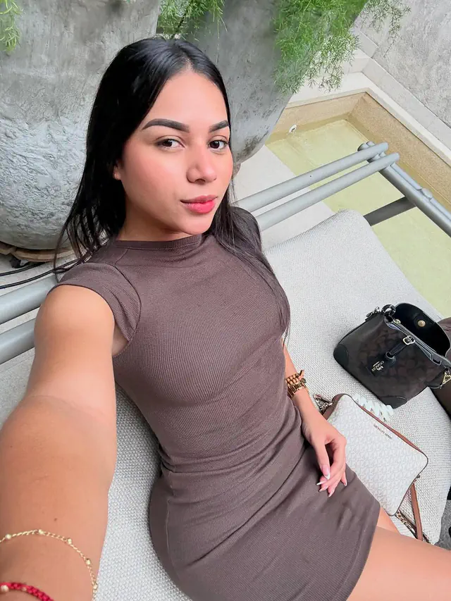 escort-media-1ccddcae-87e5-4b93-ae9a-5d46efdb4abe