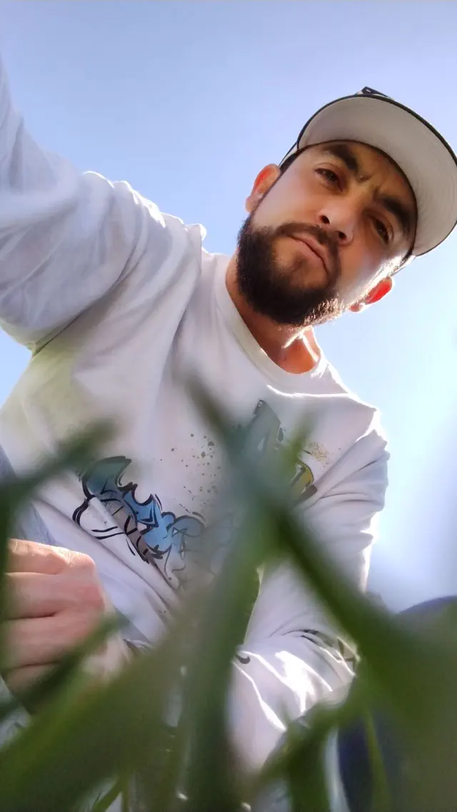 escort-media-1da1251b-2e79-4bf6-90dc-70ad23f20fbe