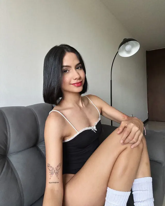 escort-media-1dbd5933-122a-4681-be2f-08202bd04243