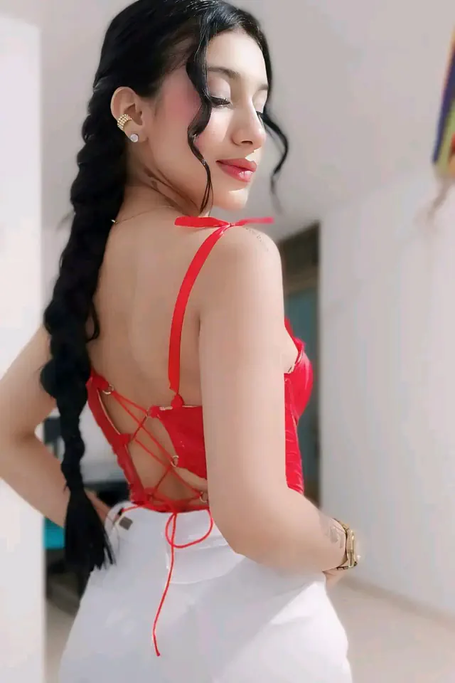 escort-media-1e1ab1d1-2619-4835-bf3b-8f7b3d4366bf