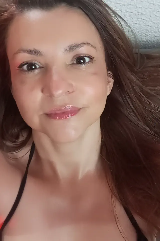 escort-media-1fe57a19-a9f4-4752-92e4-7376c1e58c2f