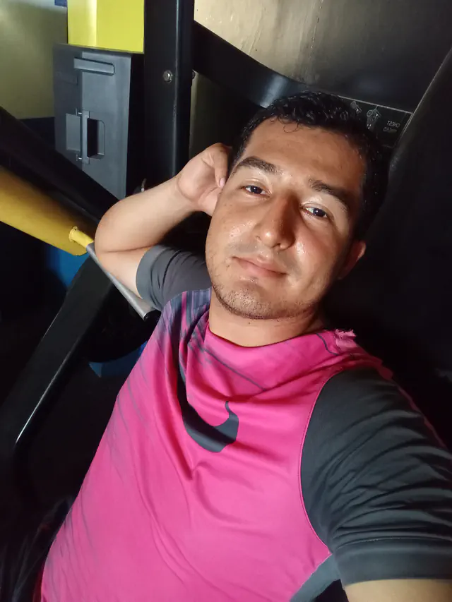 escort-media-202927e9-2428-450b-b90f-82bc654f02f1