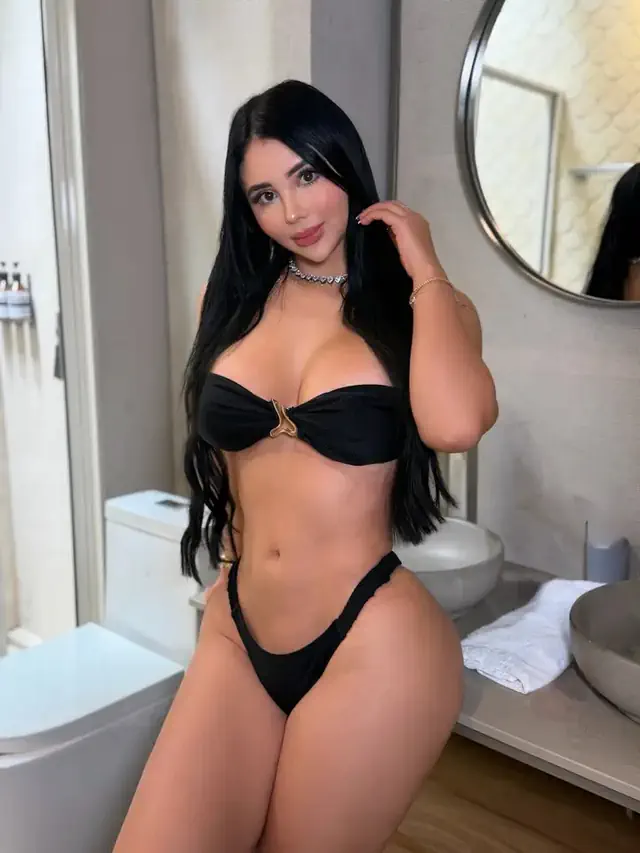 escort-media-202e7feb-f37c-41bc-8562-ca7a1d615139