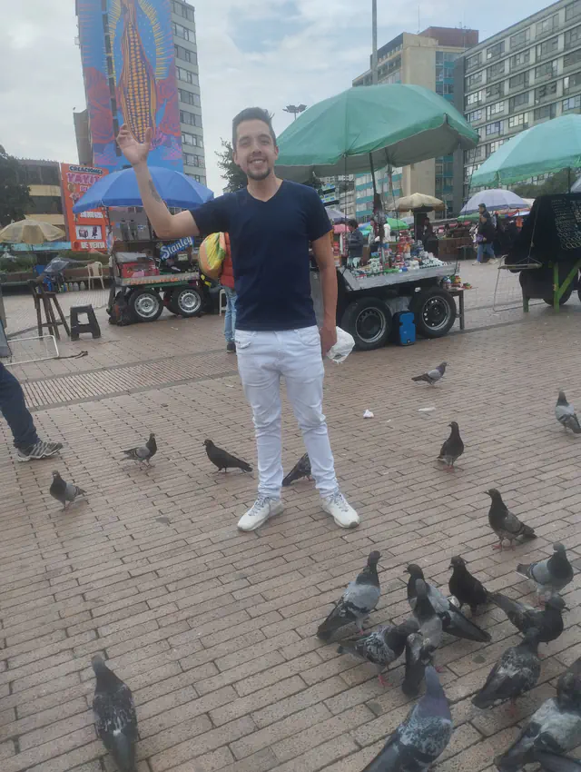 escort-media-20f9efd7-2cde-497a-8474-061fd6f6206b