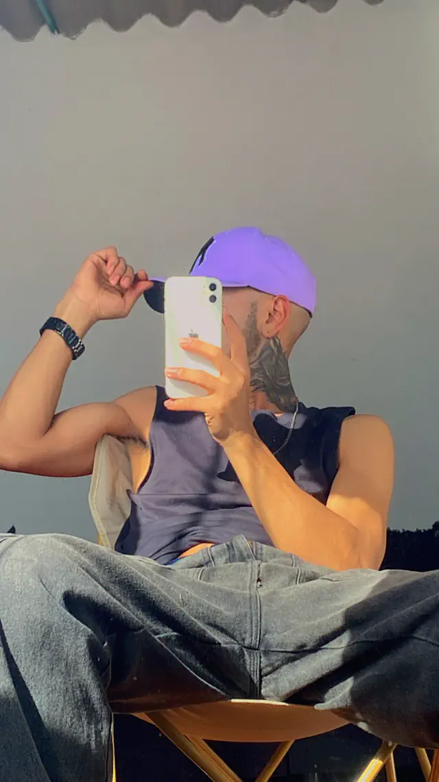 escort-media-21663220-7c7a-4337-a9dd-c2e036ebc78b