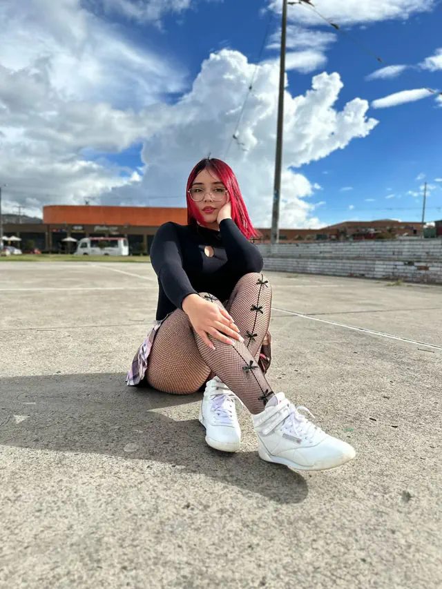 escort-media-2203d25a-f706-4a64-bf82-2ff691d96f90