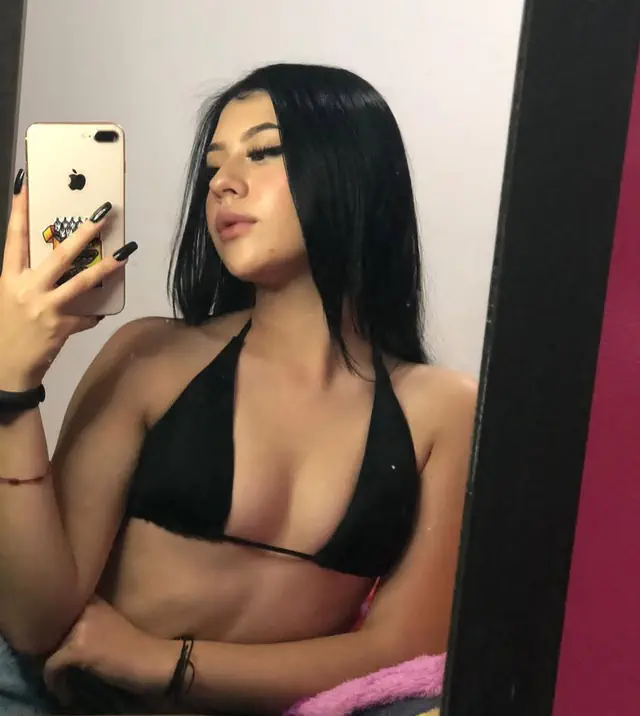 escort-media-221d5965-9e89-4ded-8c11-811e242e4903