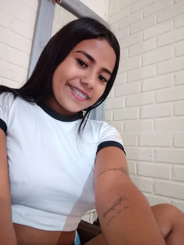 escort-media-22dc25d1-464c-4c4d-83c8-ae6614a25e94