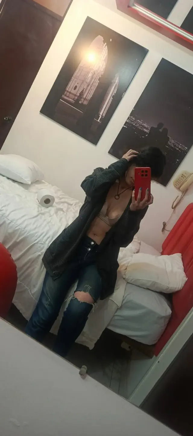 escort-media-237a7e1c-4e59-4732-9ba8-9f3e74dd8b31