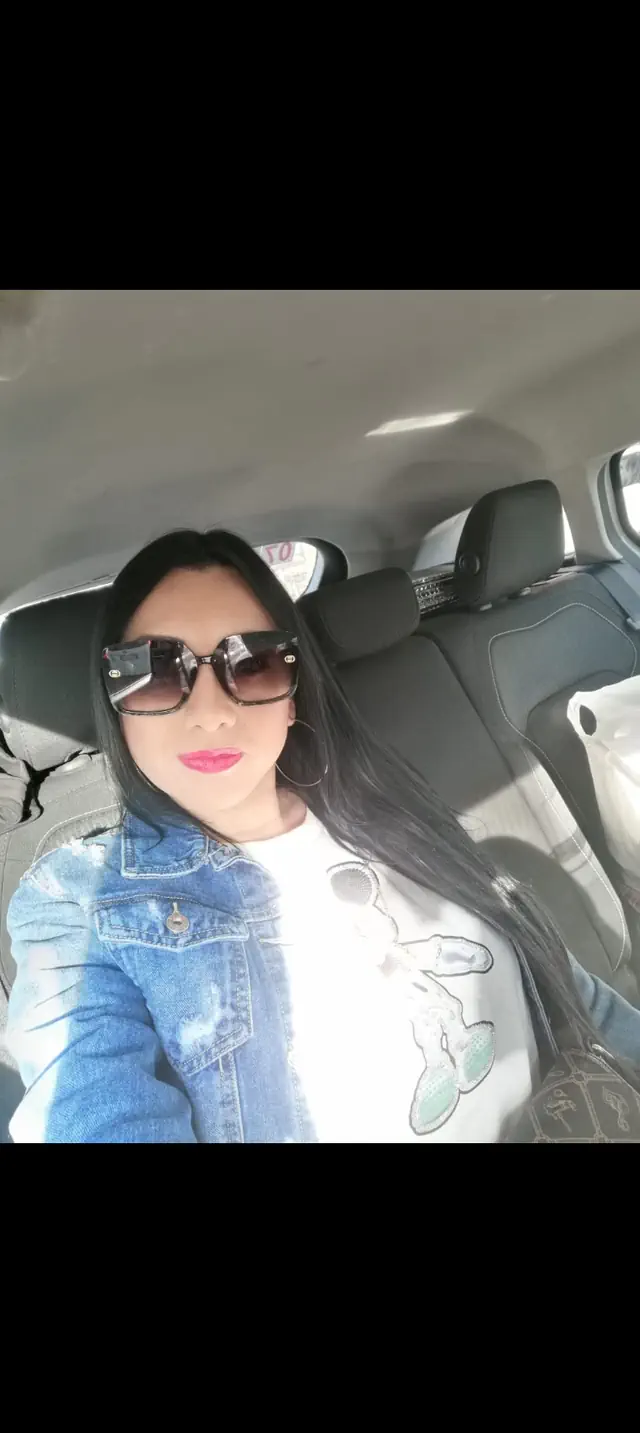 escort-media-23944e1f-de2d-4429-be96-951f1c7ec199