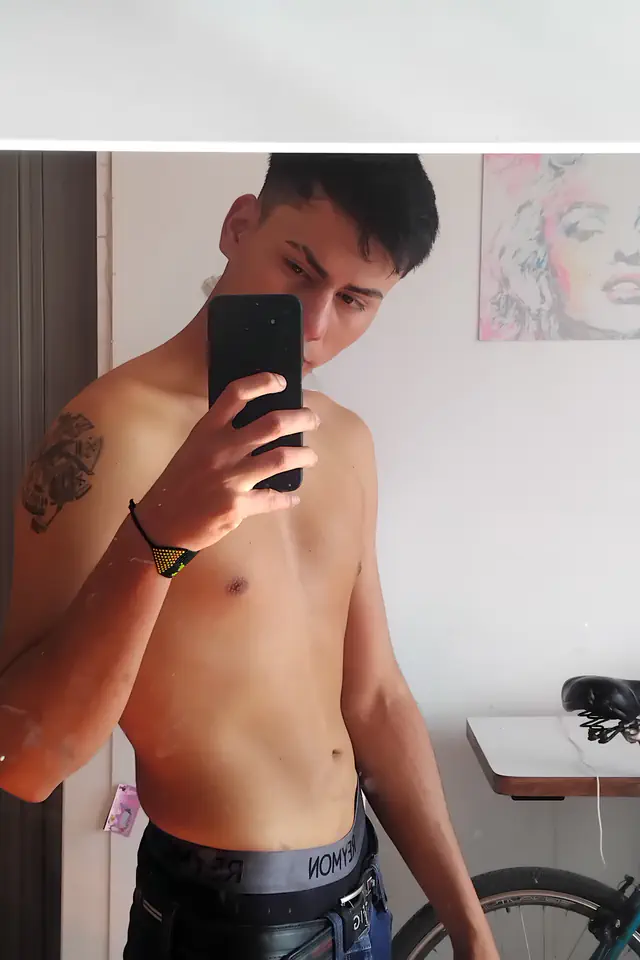 escort-media-244c56c4-a7c5-44ac-aedb-1817fa29c6fb