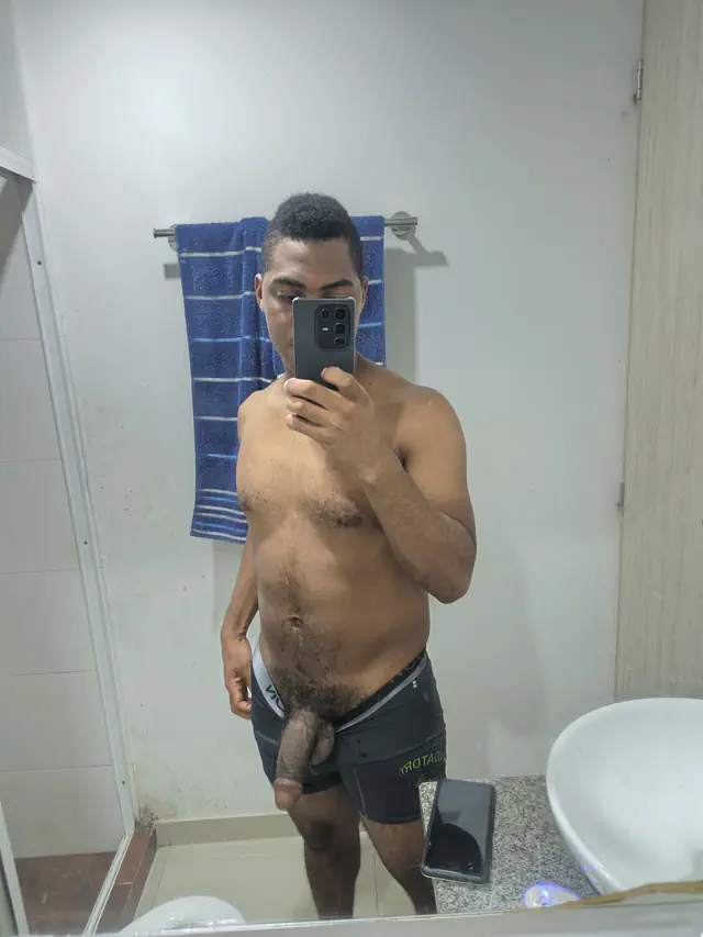 escort-media-246b84e9-2173-41f8-b3a3-8520ef8e5165