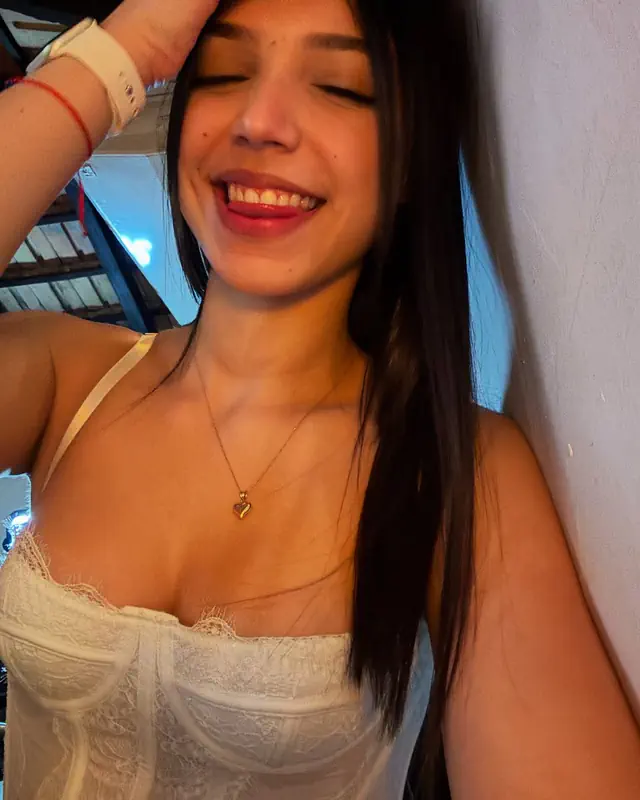 escort-media-24ca00bc-7635-4e84-a98e-6d460b6279fe