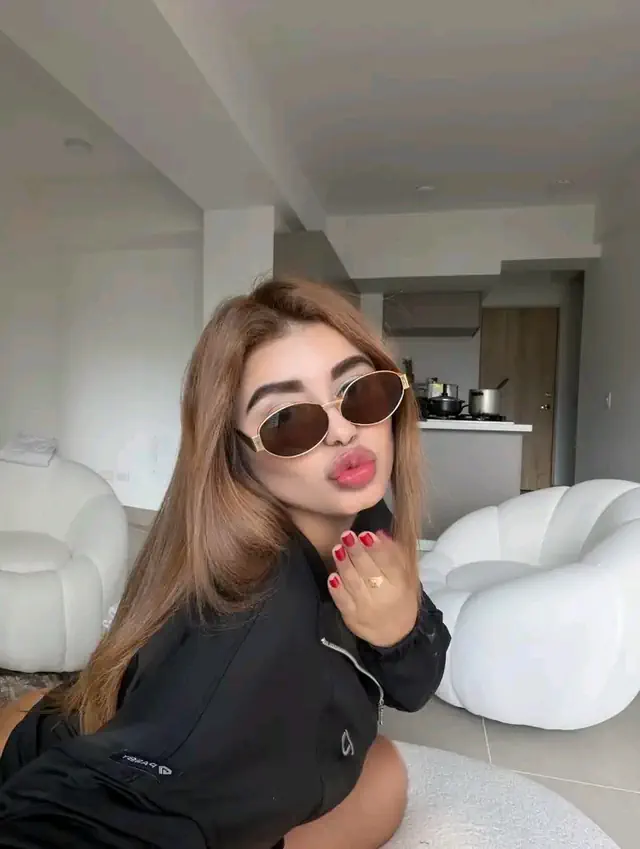 escort-media-24d00838-8a05-4143-b83f-5bc9d7819b0a