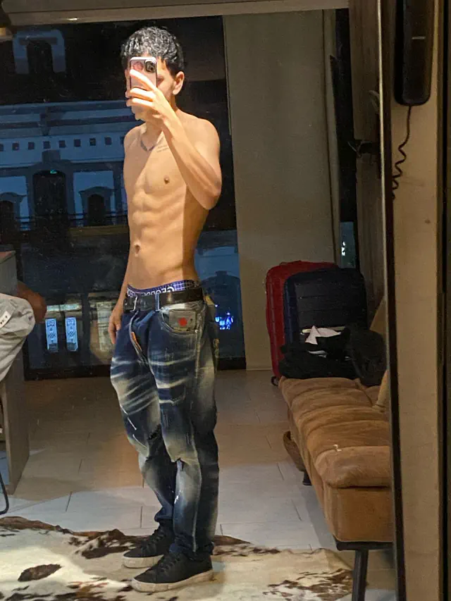 escort-media-24dbc358-bf66-4279-8ee0-c84b255bfd86