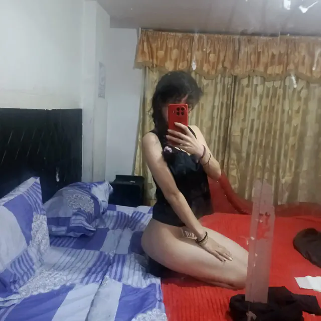 escort-media-25762fa4-da9f-4b8e-a1cf-7b390afd8232