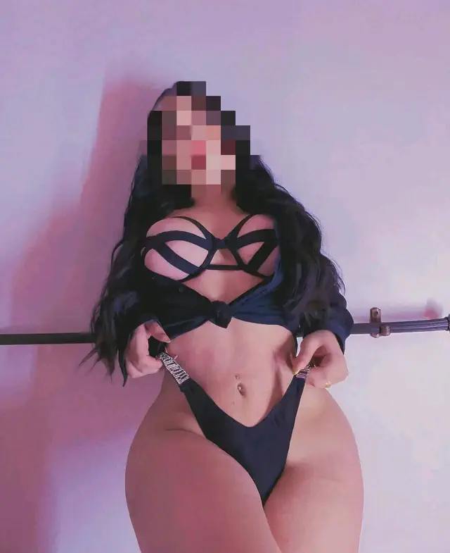 escort-media-25b1d31a-f98b-4522-9db6-240e63913d97