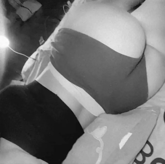 escort-media-26fb9bef-c459-4634-9295-623a20bb42d5