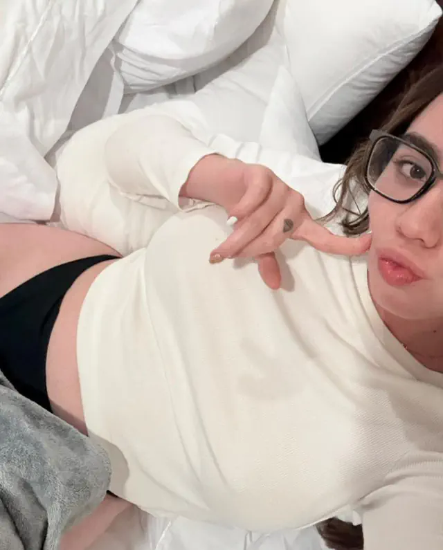 escort-media-27031e6b-9f93-4aeb-9257-c45fcc0002ea