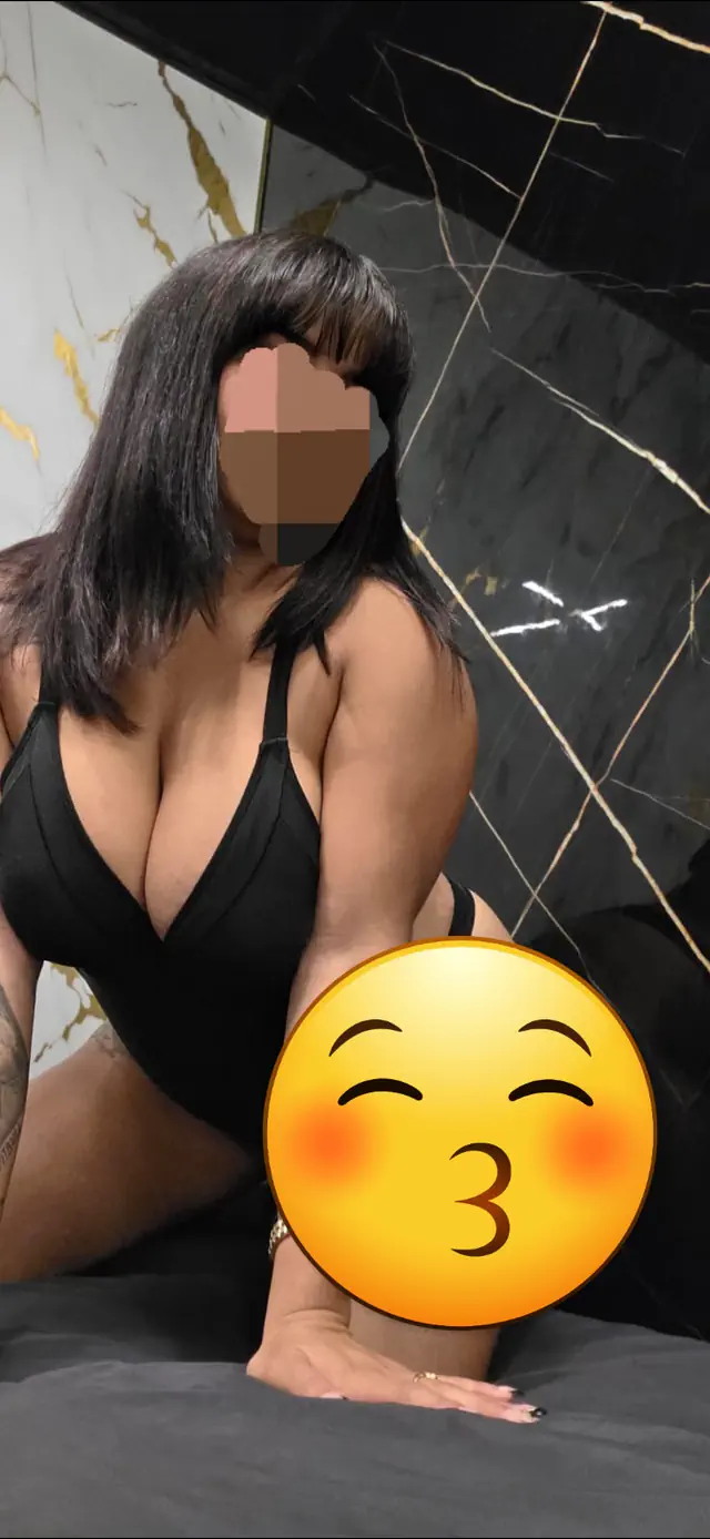 escort-media-274ea52c-fb46-4083-84ba-25126b50c5e8