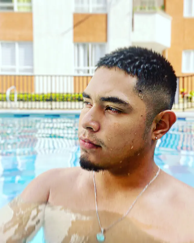 escort-media-27f3563f-7b74-44cb-be36-69a9040b710b