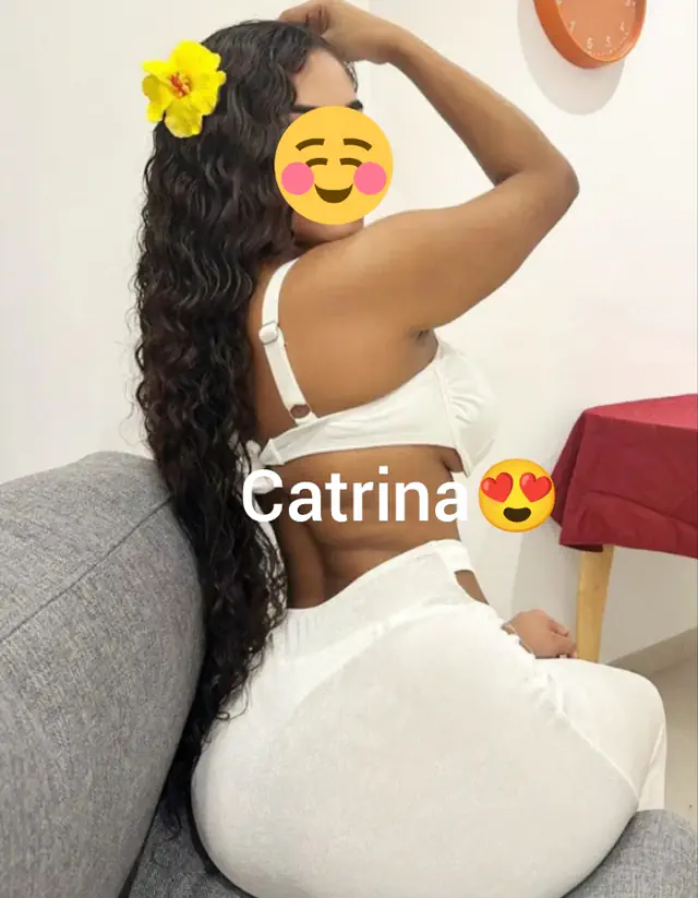 escort-media-28131a50-93b8-4eea-8295-43d1e6cfec31