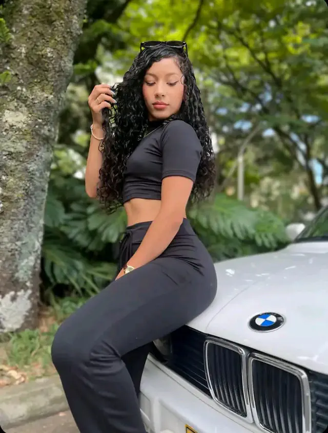 escort-media-28ff9b49-2007-4f62-9dee-2b59f46ca9d0