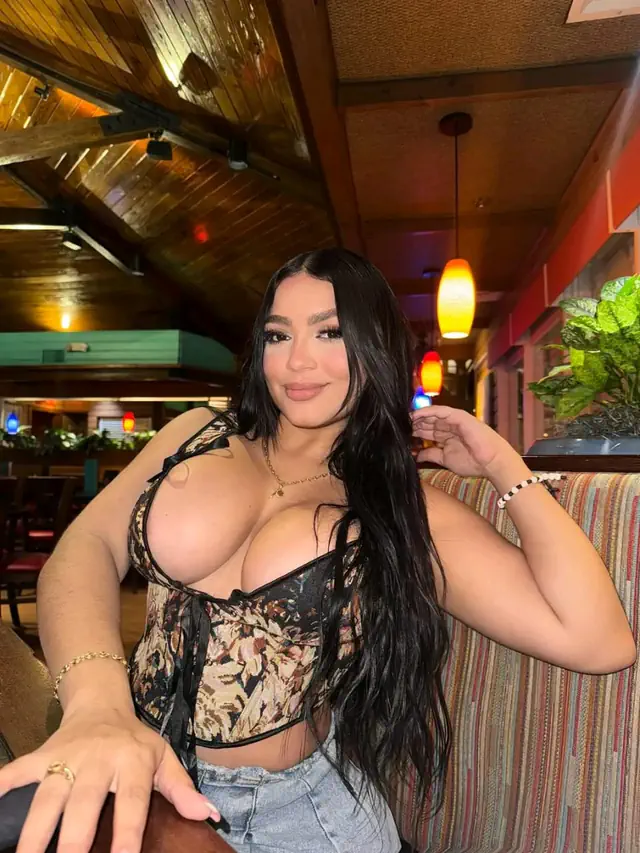 escort-media-29033426-a3ce-4f4f-bf69-66b4a2dc0dc2