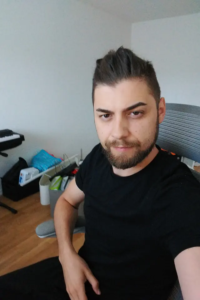 escort-media-29297d99-85f8-4eaa-a707-b2aa8b920206