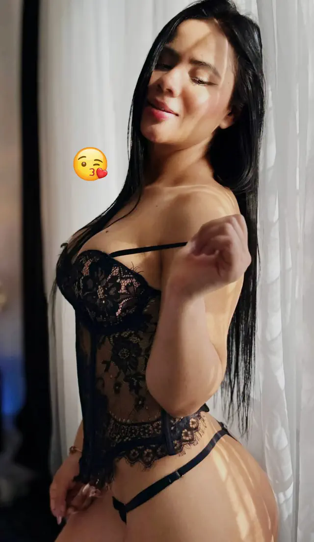 escort-media-2960194b-164c-40bb-9e57-903c1736b4ee