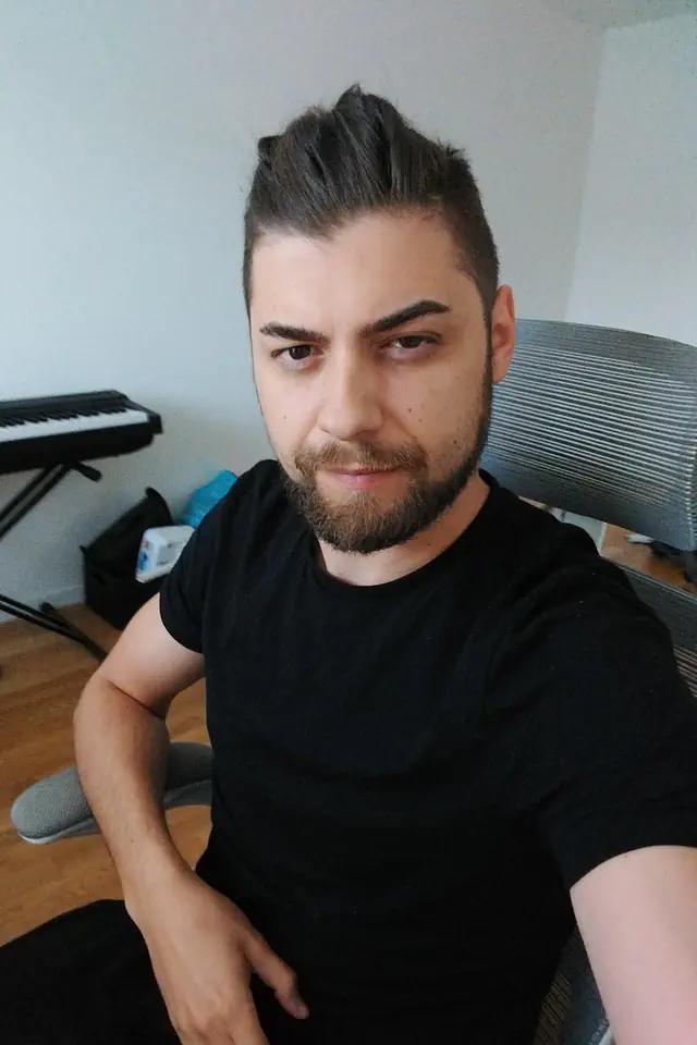 escort-media-2965a263-1a1d-49fd-93aa-bbad5c8a588a