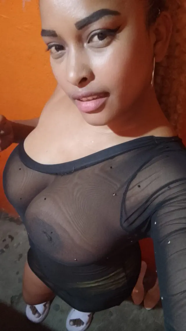 escort-media-2a15abad-cbe0-4104-9c72-4ac989c71ca2