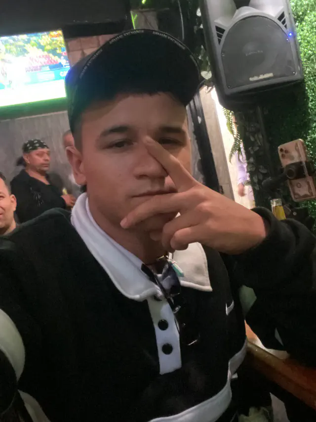 escort-media-2a1de33f-b958-4d6b-9e93-d9615fd1bae3