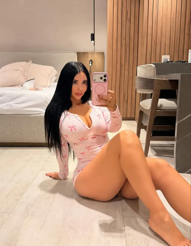 escort-media-2a9fce7f-e874-40ba-bde2-d26c229ae9d1