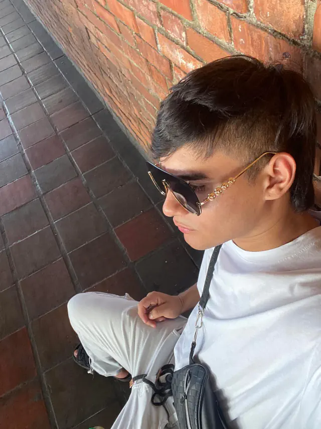 escort-media-2b096f8e-ea4b-42b1-a862-d54768d777cc