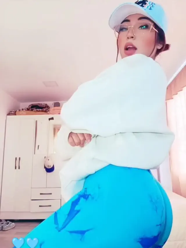 escort-media-2b7b2bc1-3916-445a-b631-9b31bfbf912b