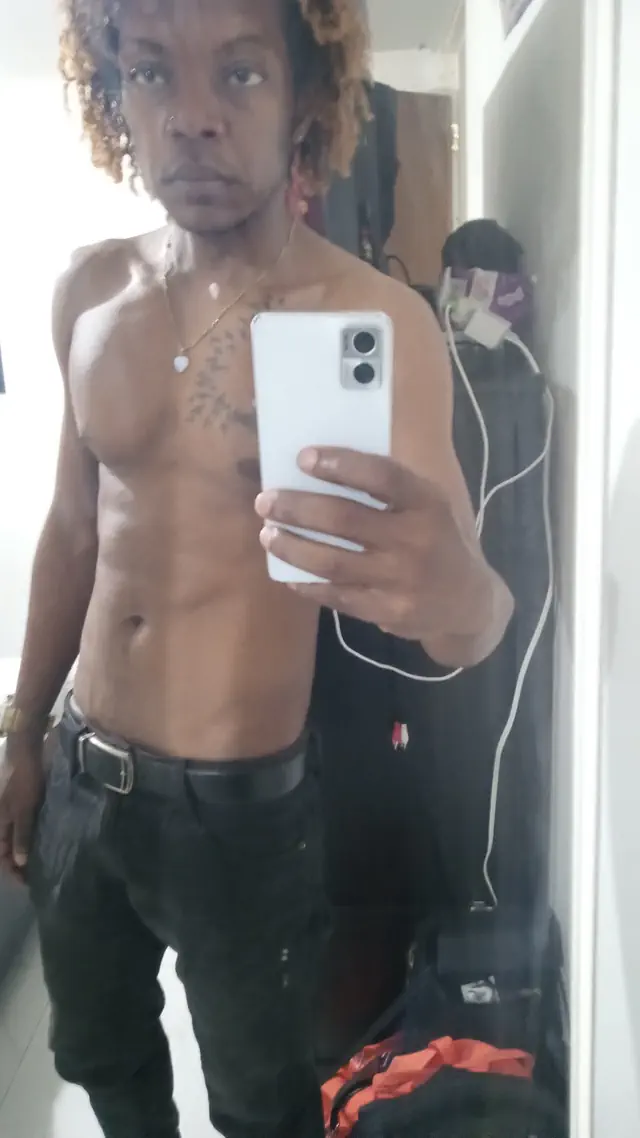 escort-media-2c5eb1f7-ac7f-4547-8ce3-93c687387f59