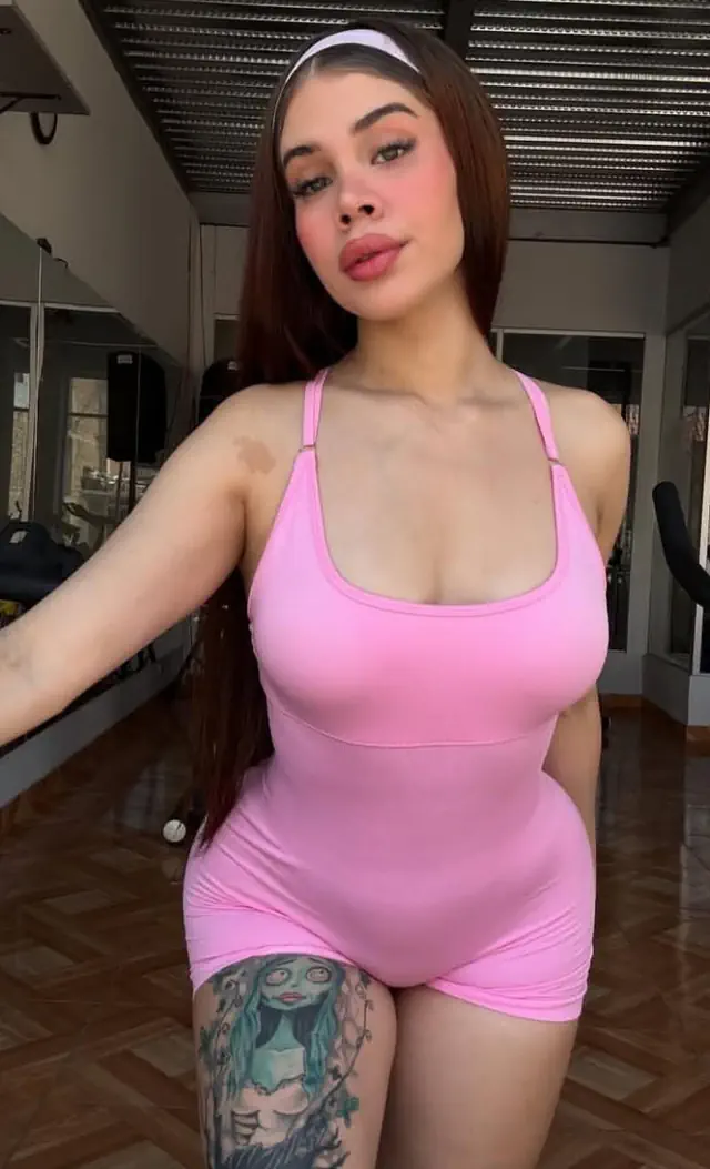 escort-media-2dce00f8-e3d7-45d4-80d0-2a4272dd304b