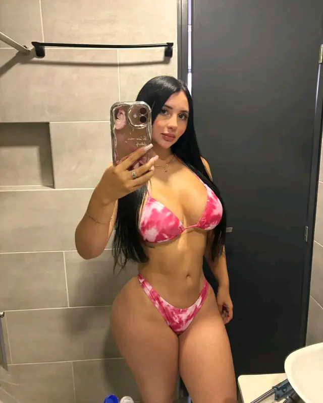 escort-media-2ed199d9-b8d8-440a-9274-d0f703054c15