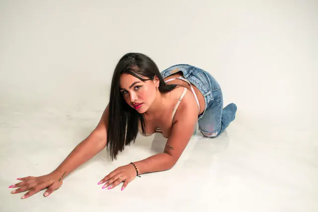 escort-media-2ed3bf17-e567-4cac-b3e4-b59a5800039a