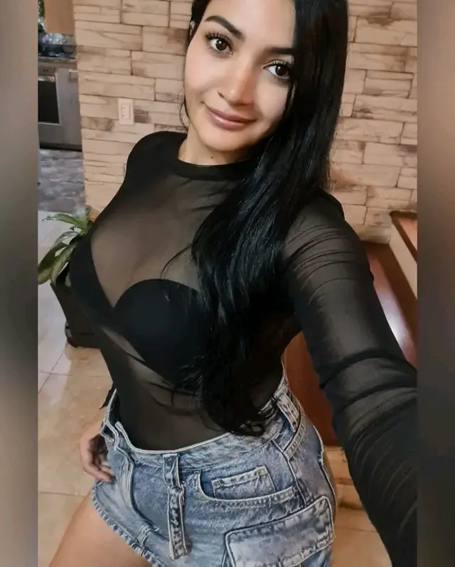 escort-media-2f0bb96a-04c0-4009-8886-4d55ae4b8c99