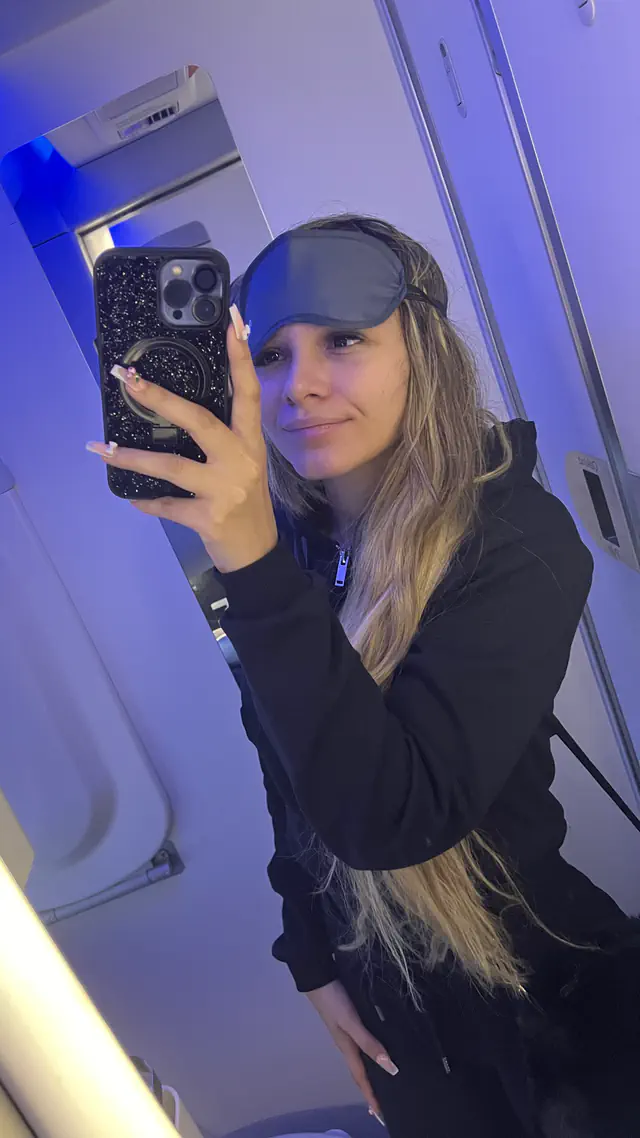 escort-media-302eab97-f526-49ff-90f2-f79586e9b19f