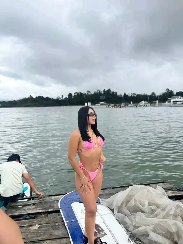 escort-media-3030ef98-82c5-4455-9488-f89f23b568dc
