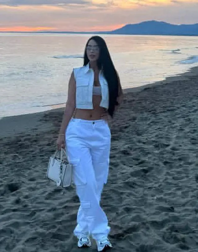 escort-media-3038f257-ad50-4411-9b33-a20bdd82f0ba